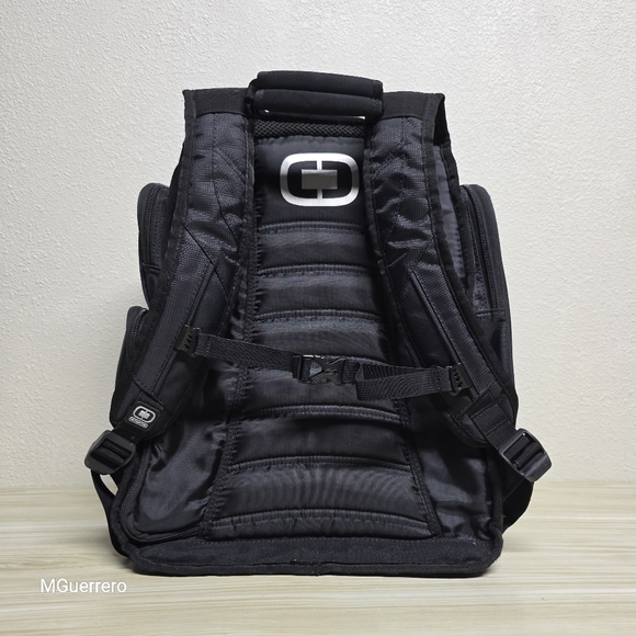 OGIO Black Backpack Marathon - Picture 3 of 11